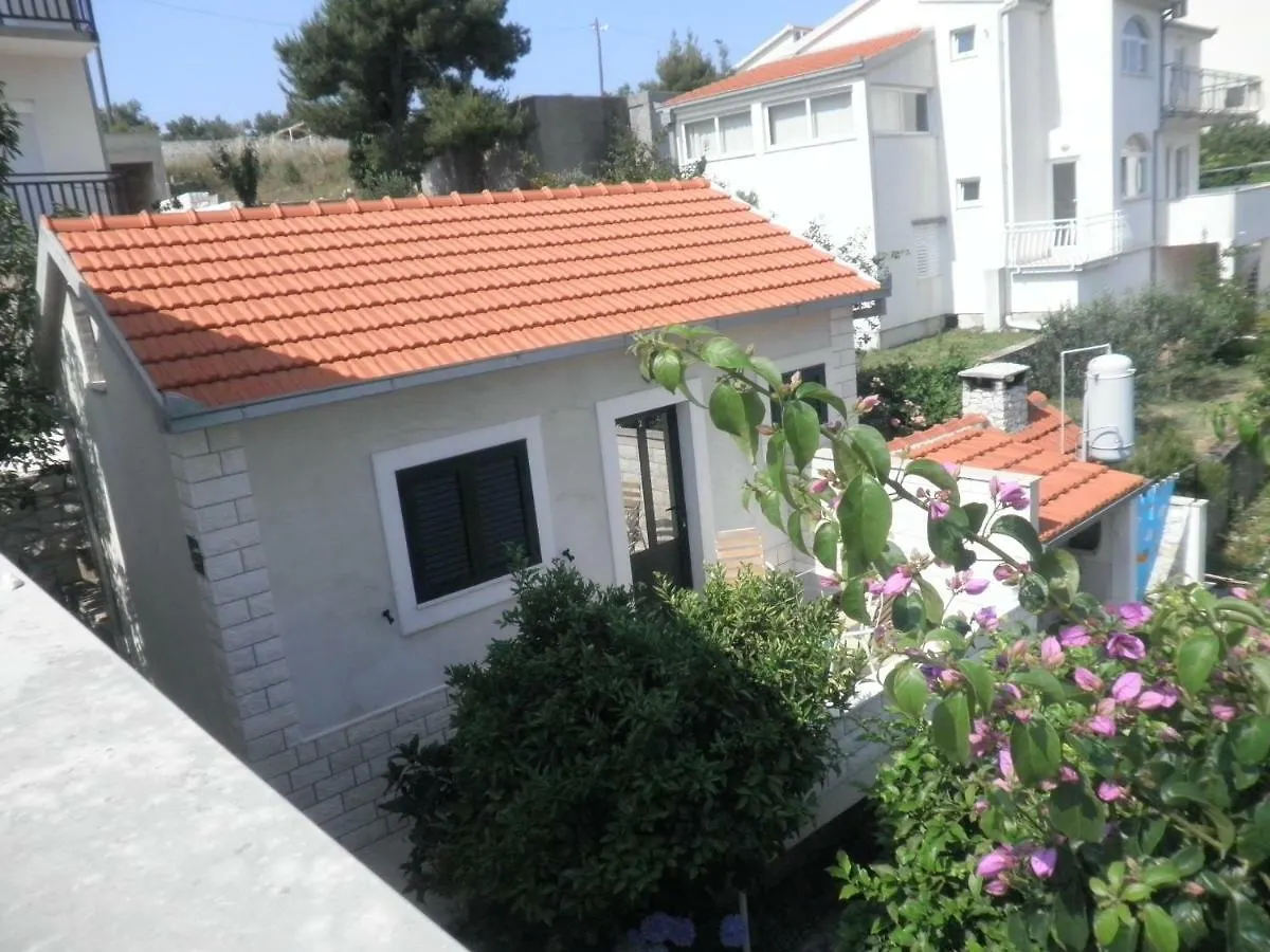 Apartment Apartmani Gale Donji Okrug  Croatia