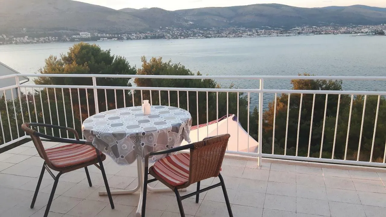 Apartmani Gale Donji Okrug  0*, Donji Okrug (Ciovo)